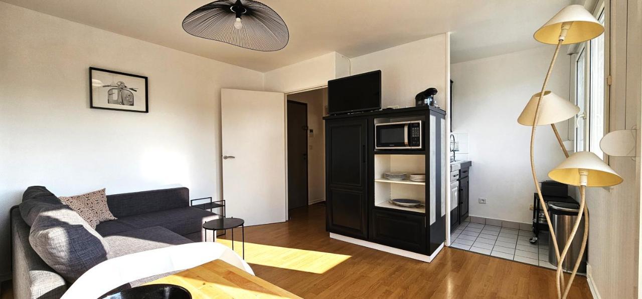 Charmant Appartement Proche Centre Ville Reims Zewnętrze zdjęcie